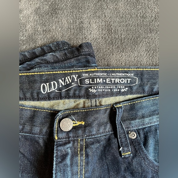 Old Navy Men’s Slim Jeans - Size 38 x 30 - Picture 3 of 5
